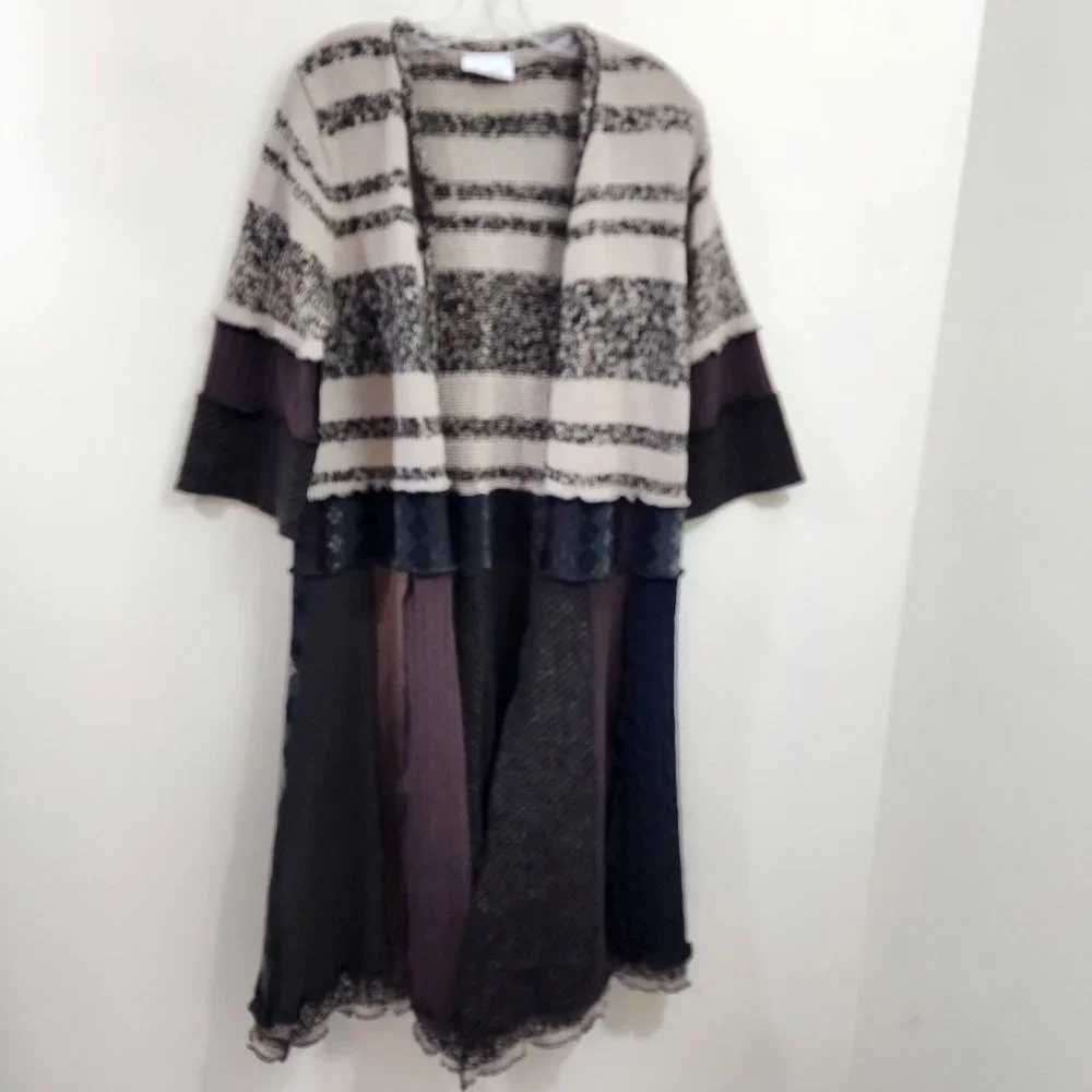 Magpie 1/2 button long boho patchwork duster sweater 3/4
